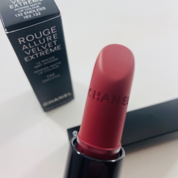 CHANEL | Makeup | Chanel Rouge Allure 